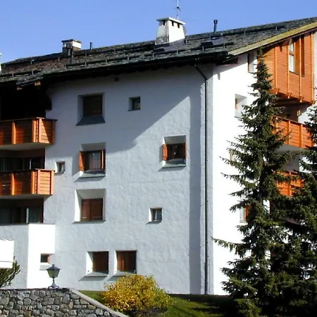 Maurus A4 *
